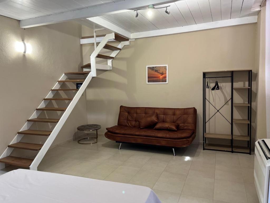 Suite Sardinia Holiday Кальяри Экстерьер фото